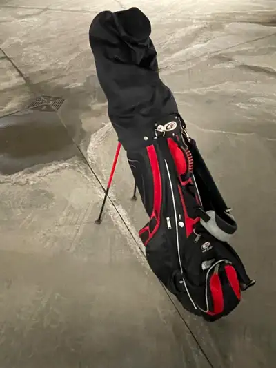 Men's golf clubs, View more