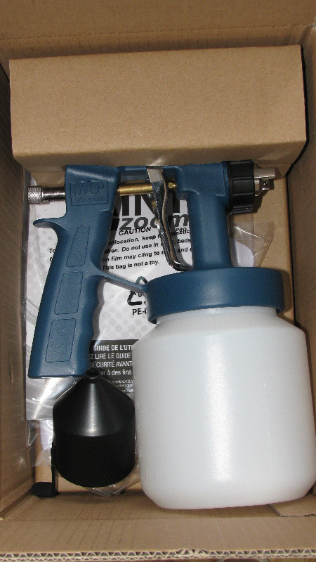 Paint Zoom Pro Spray Paint Gun + 3 Extra Paint Containers NEW in Painting & Paint Supplies in Saint John - Image 2