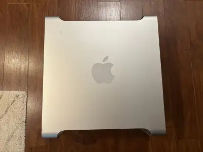 Mac Pro G5 Aluminum Case with Accessories – $30, View more