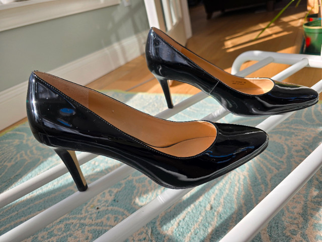 Cole Haan Women's Patent Black Heel Size 9 in Women's - Shoes in Bedford - Image 2