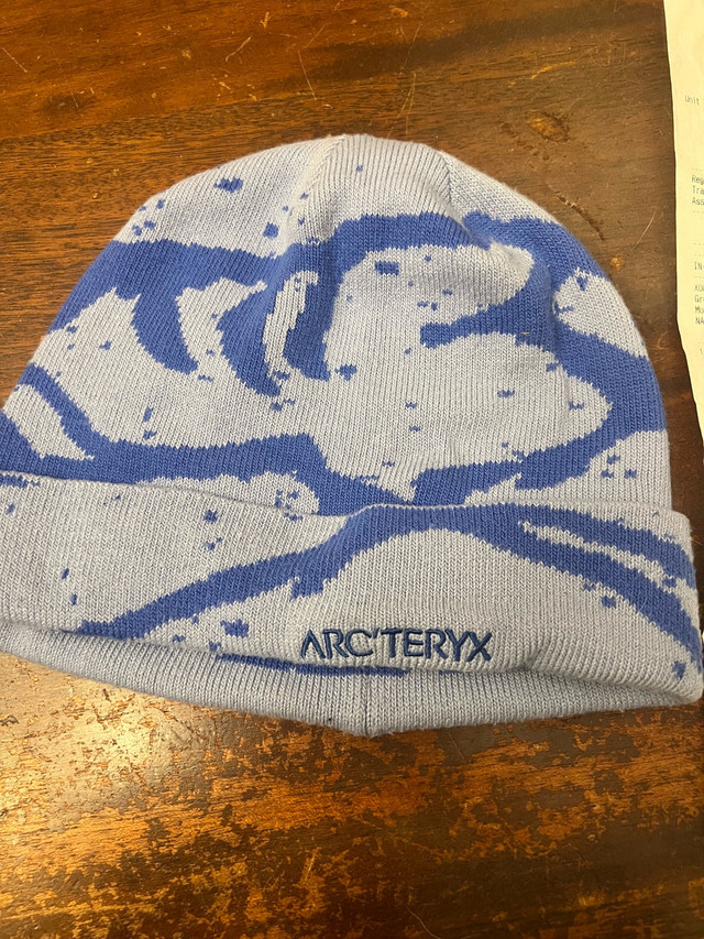 Arc’Teryx Beanie in Men's in Strathcona County