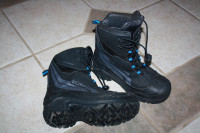 Boys Columbia Winter Boots size 4
