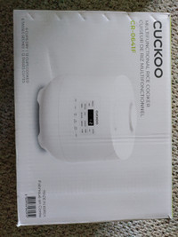 New Cuckoo 6 Cups Multifunctional Rice Cooker/Warmer for sale.