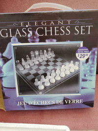 New Elegant Glass Chess Set