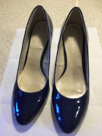 Souliers femmes bleu royal gr. 9 / Woman shoes royal blue size 9
