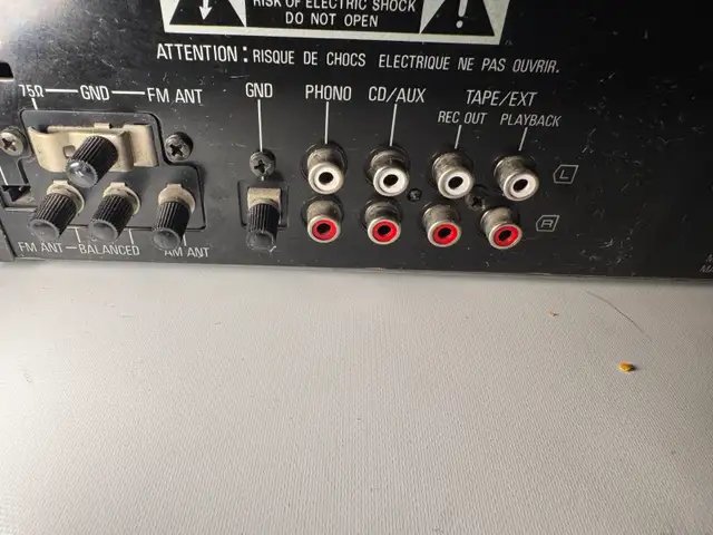 Vintage Technics SA 290 Quartz Synthesizer AM FM Stereo Receiver in Stereo Systems & Home Theatre in City of Toronto - Image 10