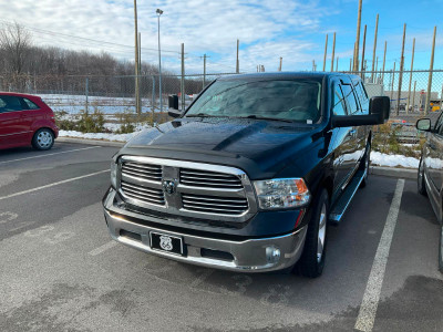 Camion Ram 1500 SLT de luxe Crew Cab 2017