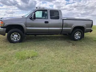 A Rare find! One owner - garage stored - custom order 6.6 liter Duramax diesel/ with 6 speed Allison...