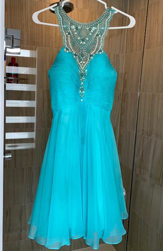 BEAUTIFUL SHORT BLUE DRESS!!! in Women's - Dresses & Skirts in Hamilton