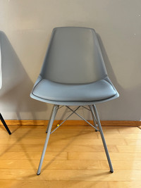 Set of 4 Angel dining chairs grey