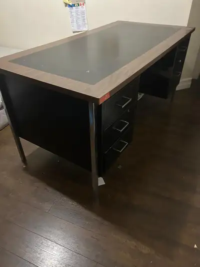 **Sturdy Office Desk – Solid & Spacious – Great Condition**, View more