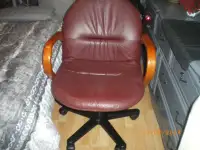 2 chaises de bureau 100% cuir