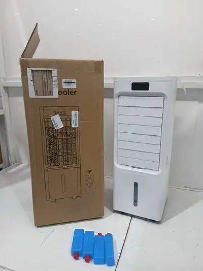 Stay cool and comfortable with this near-new evaporative cooler! It's in excellent condition and rea...