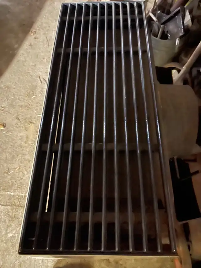 Poêle à bois  ou foyer in Fireplace & Firewood in Lanaudière - Image 4