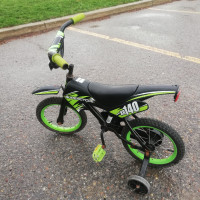 Kid bike 14inch with training wheels, good condition, Scarboroug