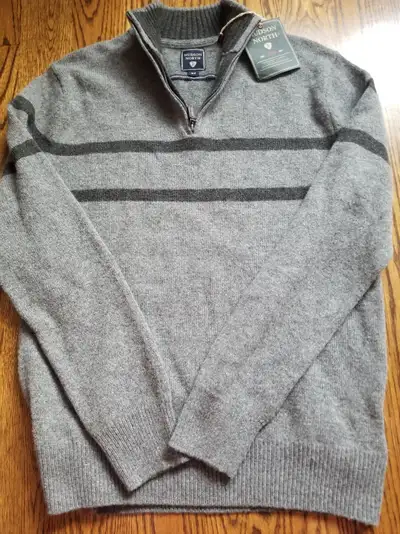 Brand New Men's Lamb's Quarter Zip Sweater - Small, View more