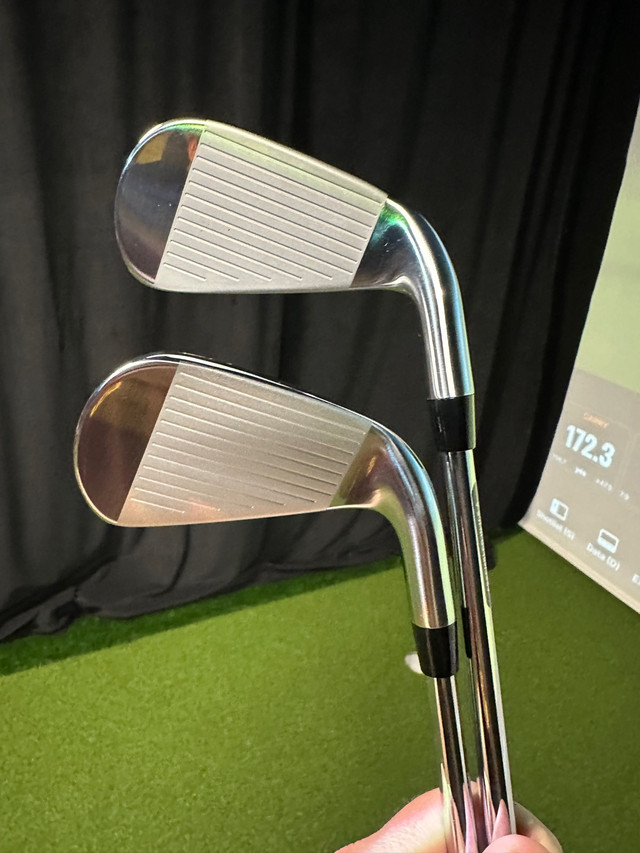 Titleist T350 LH 4 and 5 iron left dans Golf  à Charlottetown - Image 2