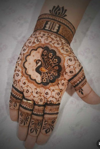 Henna/mehendi artist Design (professional mehendi artist (canada