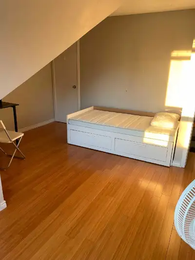 Furnished Bedroom for Summer