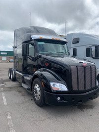 2022 /579 /Peterbilt