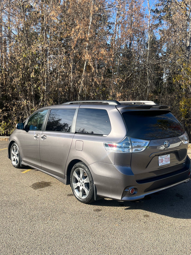 Toyota Sienna Se-No Accident’s-Only 52,000 km ! in Cars & Trucks in St. Albert - Image 4