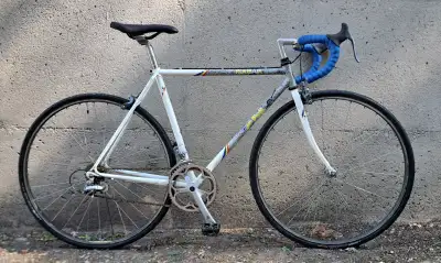 Fuji Roubaix - Vintage Japanese Road Bike - 51 cm - Small, View more