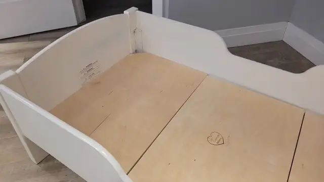Lit enfant (structure + matelas)Toddler bed in Beds & Mattresses in Longueuil / South Shore - Image 5