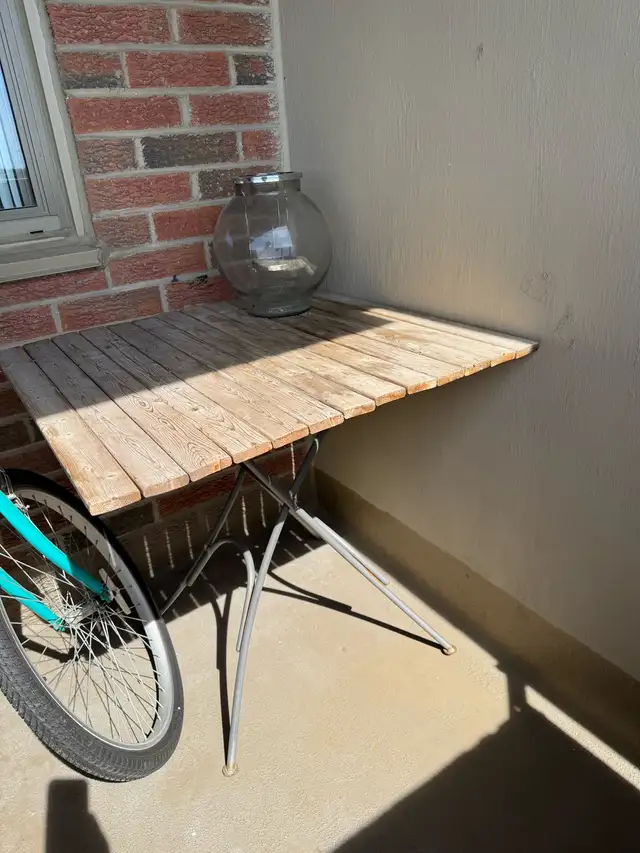 wooden folding table in Other Tables in Oshawa / Durham Region - Image 3