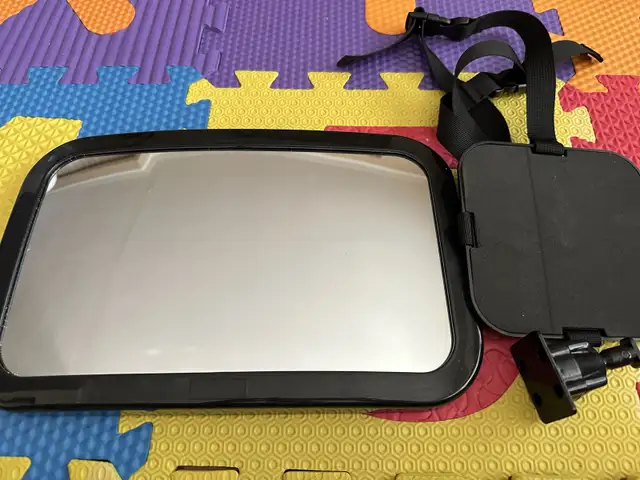Car seat mirror in Strollers, Carriers & Car Seats in City of Toronto - Image 2