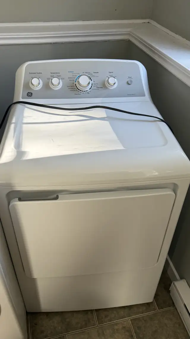 GE Dryer in Washers & Dryers in City of Halifax - Image 2