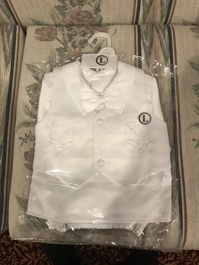 Baptism boys suit in Kids & Youth in Edmonton - Image 4