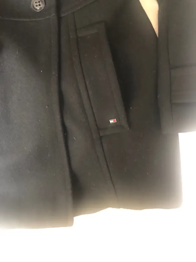 Tommy Hilfiger black car coat in Women's - Tops & Outerwear in Oshawa / Durham Region - Image 4
