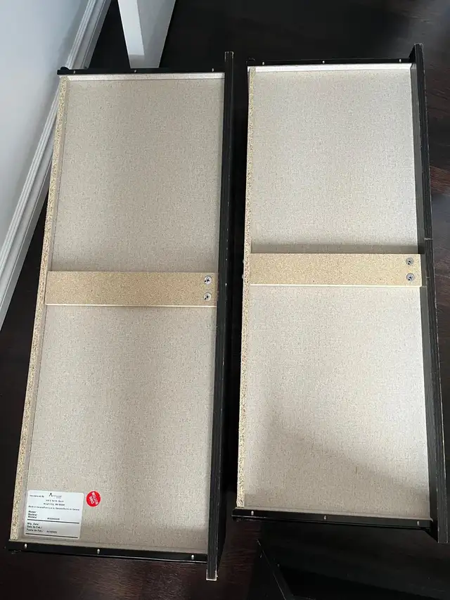 Twin size bed frame with two drawers in Beds & Mattresses in City of Montréal - Image 4