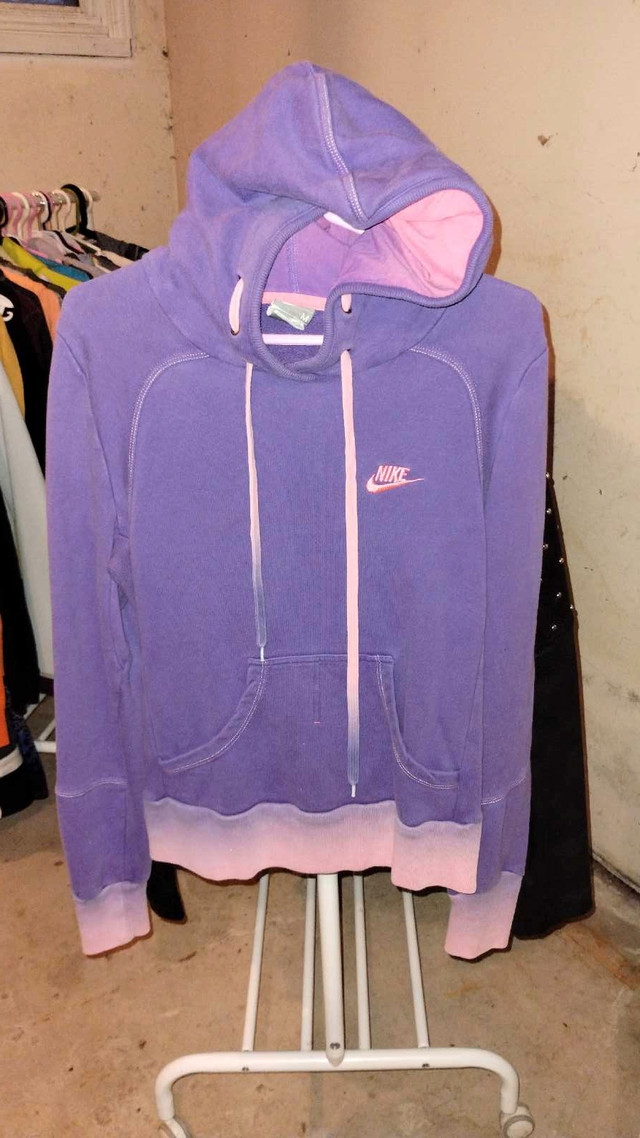 Women's Tri-Colour Nike Sweater/Hoodie  in Women's - Tops & Outerwear in Norfolk County - Image 2