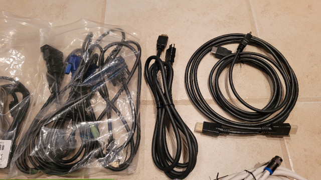 CABLES AUDIO VIDEO XLR HDMI DVI RJ45 PC ADAPTER in Cables & Connectors in Laval / North Shore - Image 3