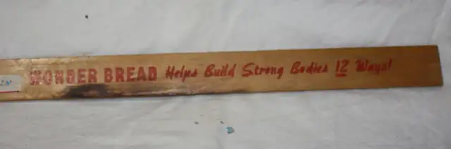2 Vintage Wooden Rulers in Arts & Collectibles in Longueuil / South Shore - Image 5