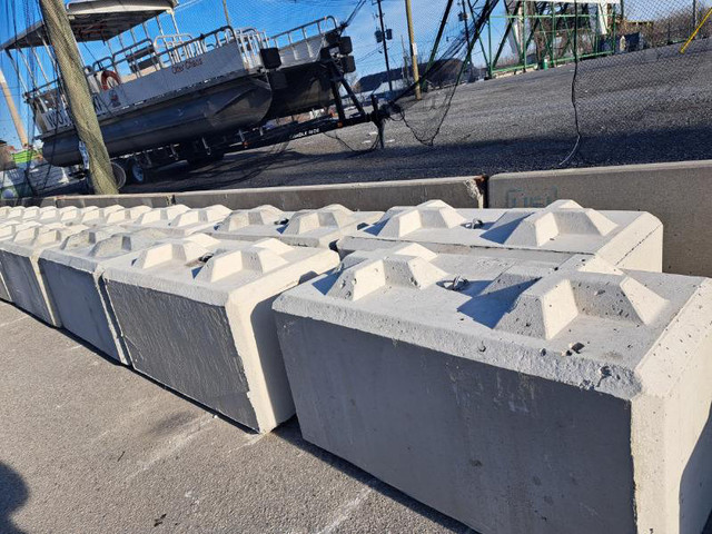Concrete Blocks and Barriers delivered and placed in Other Business & Industrial in Delta/Surrey/Langley - Image 3