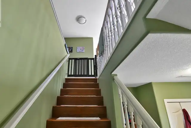 House for rent (upstairs) in Long Term Rentals in Nanaimo - Image 6