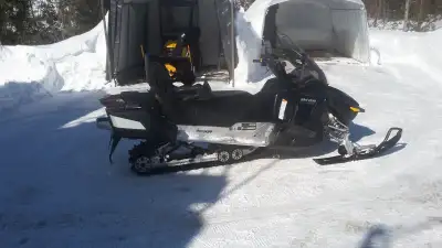 MOTO NEIGE, View more