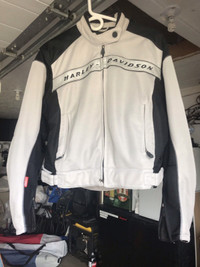 Women’s Harley Davidson motorcycle jacket 