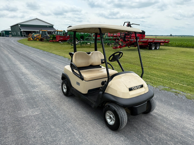 Club Car Precedent Gas Golf Cart , Very Clean !  in ATVs in Ottawa - Image 3