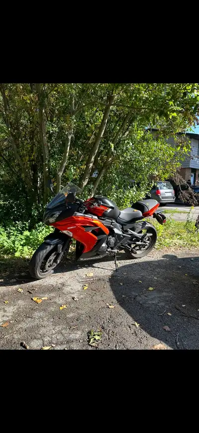 Selling my 2014 Ninja ex650. Great bike, very clean, low kms (8949km), rare colour (candy burnt oran...