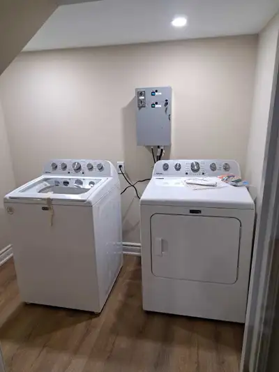 Turn any regular washer dryer. Into a laundromat. Combination paybox timer using credit card prepaid...