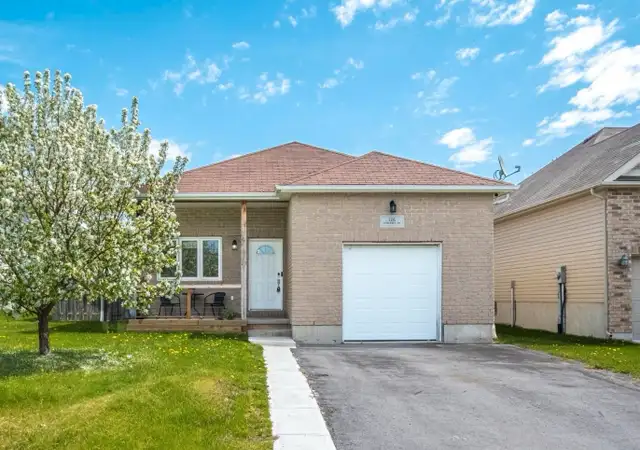 Newly renovated 2 bedroom, 1 bath 63760466256387120