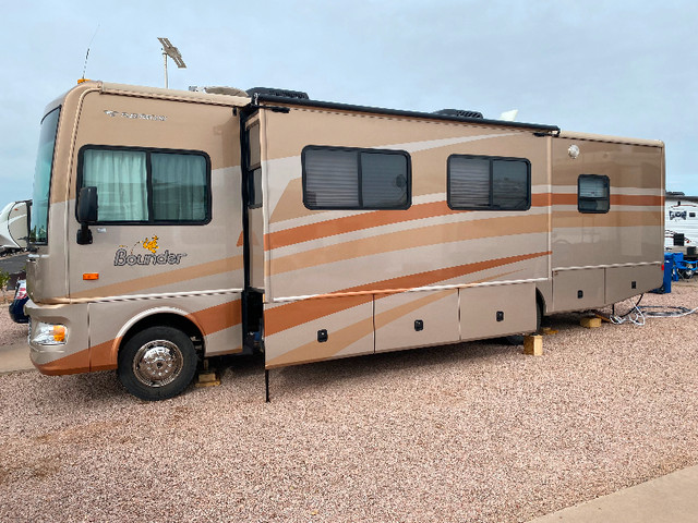 Investment for Luxury Travel in RVs & Motorhomes in Red Deer