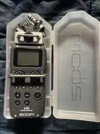 Zoom H5 digital recording device 
