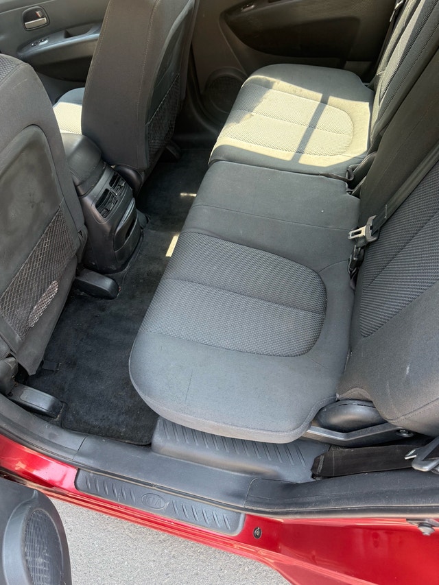 Kia Rondo — photo 5