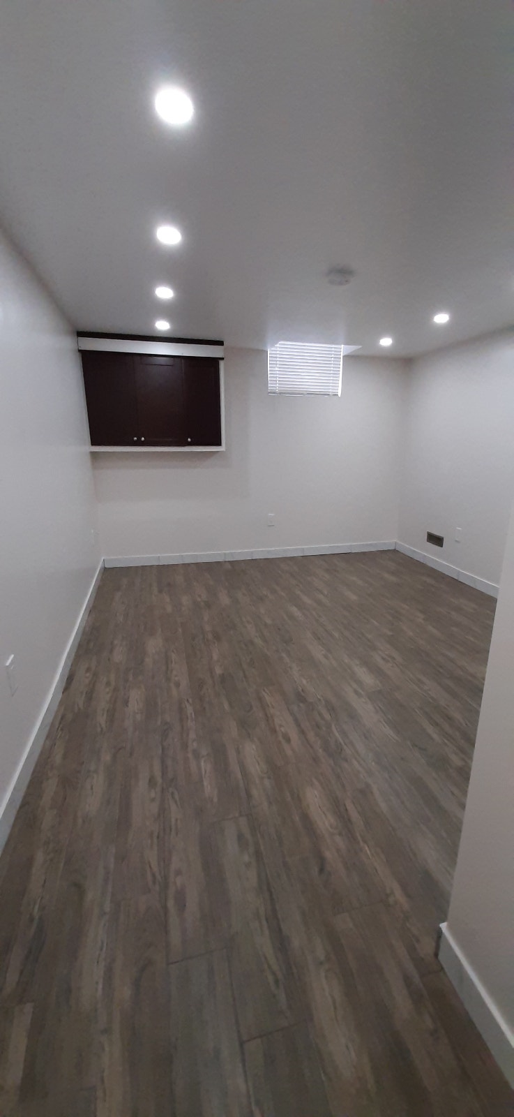 Large Room with Storage Space Available NOW | Room Rentals & Roommates ...
