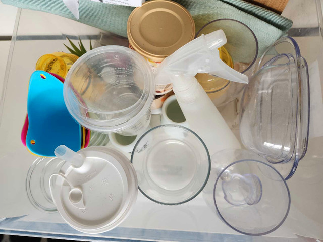 Kitchen stuff in Free Stuff in City of Toronto