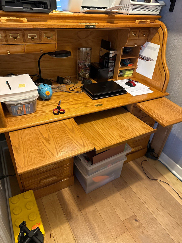 Oak Roll Top Desk in Desks in Edmonton - Image 3